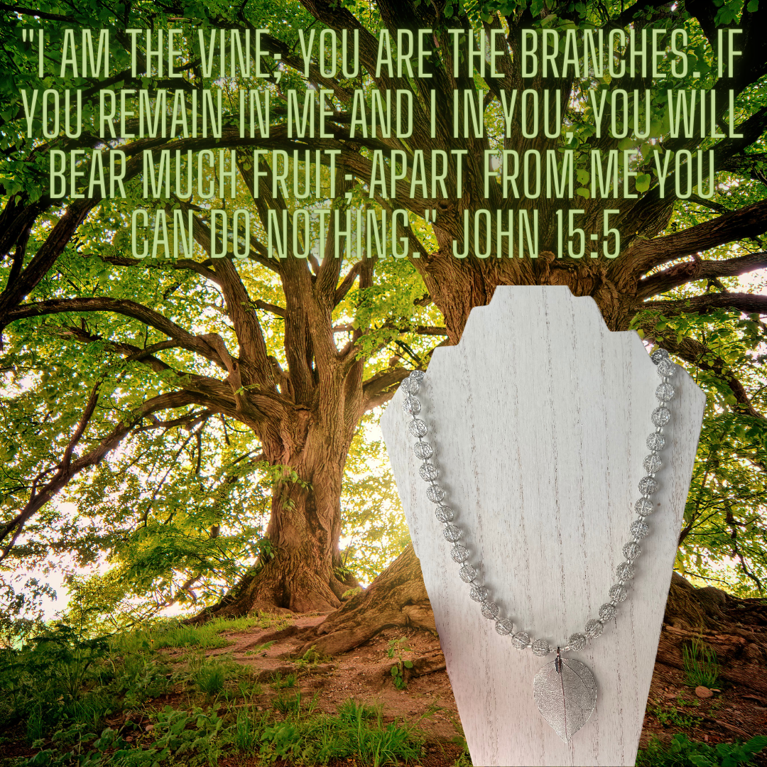 The Tree of Life Glass Beaded Necklace with Thin Mesh Leaf Pendant